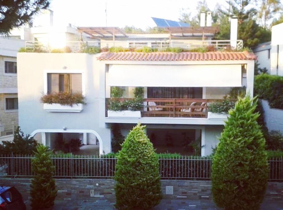 Fantastic Villa, A 5 Minute Drive From The Beach! Атина Екстериор снимка